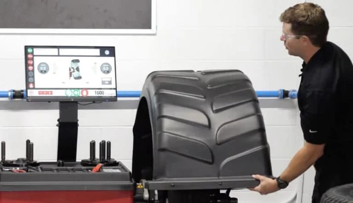 Coats 1600 Direct Drive Wheel Balancer